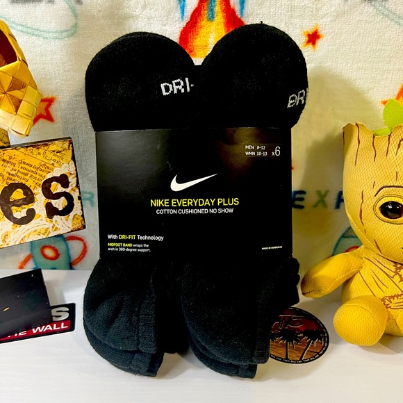 NIKE EVERYDAY PLUS COTTON CUSHIONED NO SHOW/ DRY-FIT TECHNOLOGY/ LARGE SIZE - Picture 2 of 8